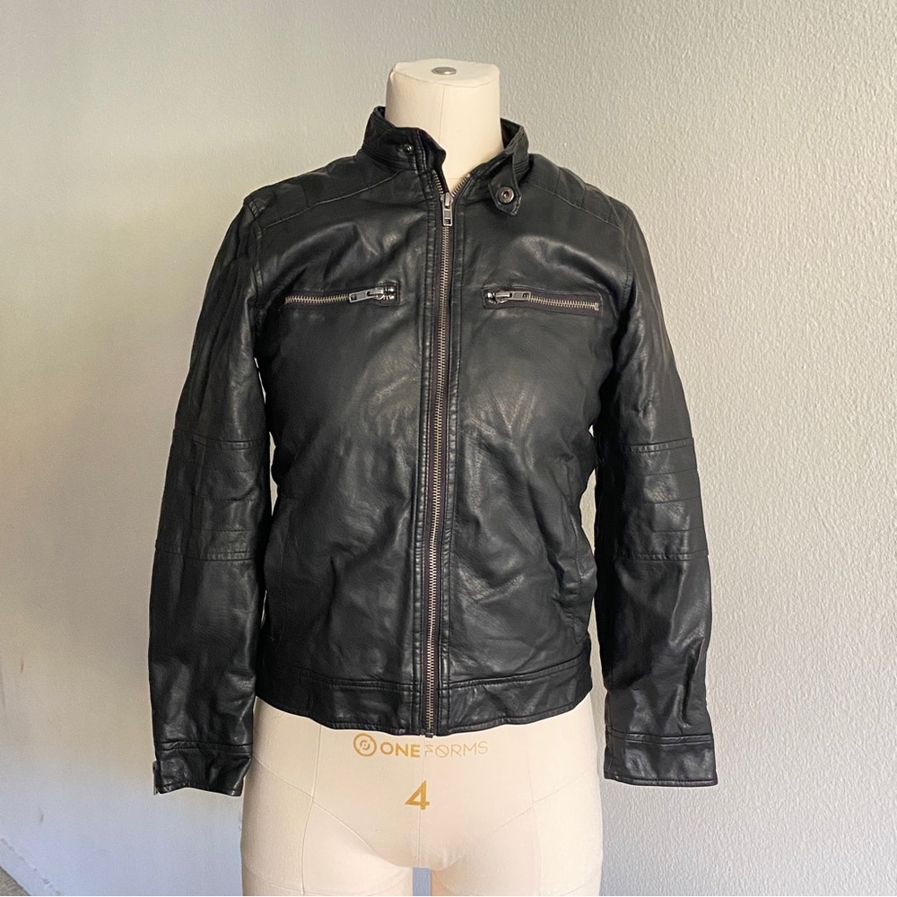 Black Leather Jacket (used by Nickelodeon)